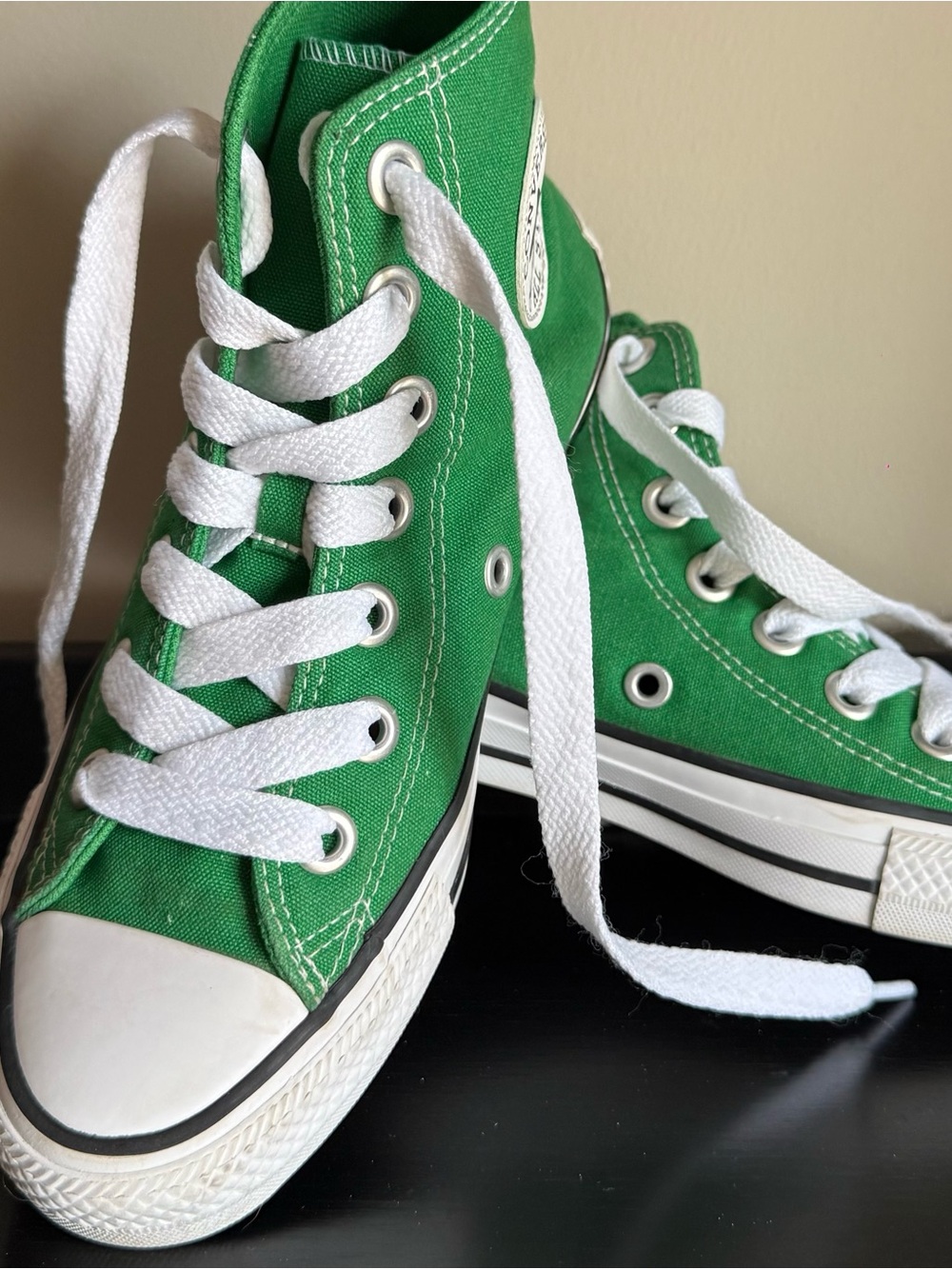 Converse Chuck Taylor All Star High Top Sneakers / Kelly Green Kid 5 /Women 7